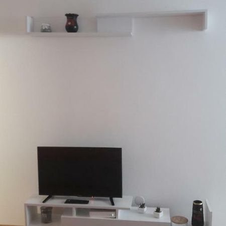 Melody Apartment Alba Iulia Exterior foto